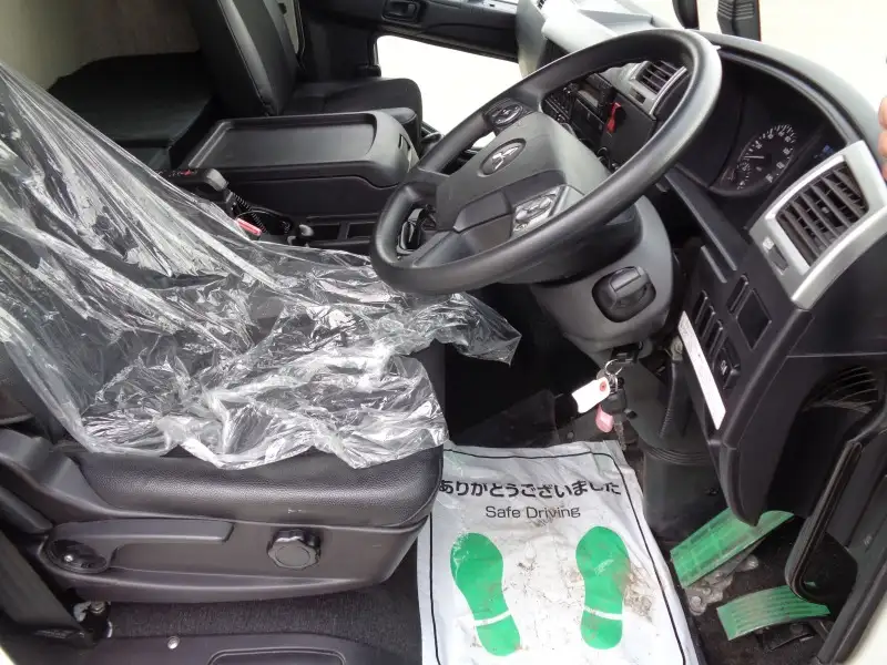 令和02年03月中古中型アルミバン・ウィング三菱ふそう三菱の画像37