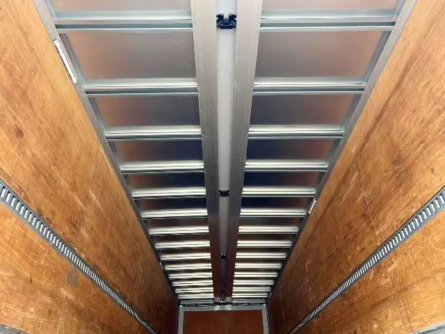 平成30年03月中古大型アルミバン・ウィング日野プロフィアの画像25