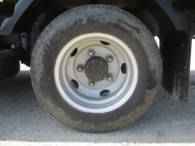 検切れ(ナンバー付)平成28年 標準ショート3t平ボディ 4WD MT 150馬力 積載:3,000kg ETC 距離:2.6万㎞の画像16