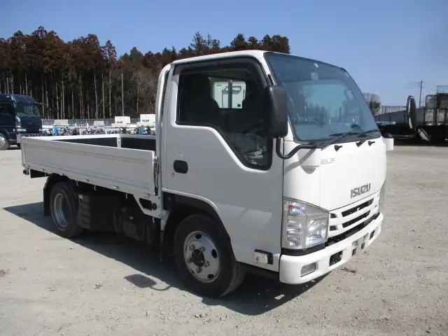 検切れ(ナンバー付)平成28年 標準ショート3t平ボディ 4WD MT 150馬力 積載:3,000kg ETC 距離:2.6万㎞の画像3