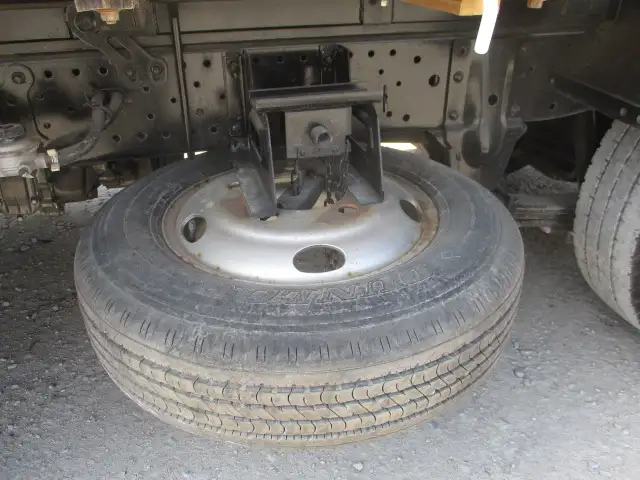 検切れ(ナンバー付)平成28年 標準ショート3t平ボディ 4WD MT 150馬力 積載:3,000kg ETC 距離:2.6万㎞の画像26