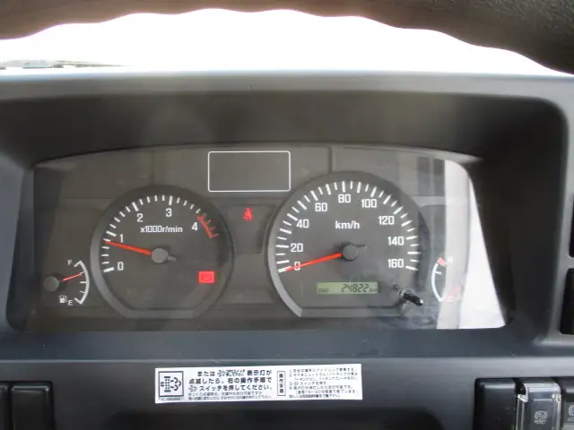 検切れ(ナンバー付)平成28年 標準ショート3t平ボディ 4WD MT 150馬力 積載:3,000kg ETC 距離:2.6万㎞の画像39