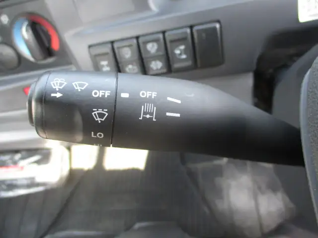 検切れ(ナンバー付)平成28年 標準ショート3t平ボディ 4WD MT 150馬力 積載:3,000kg ETC 距離:2.6万㎞の画像48