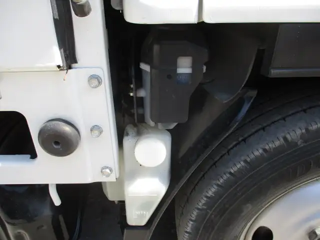 検切れ(ナンバー付)平成28年 標準ショート3t平ボディ 4WD MT 150馬力 積載:3,000kg ETC 距離:2.6万㎞の画像58