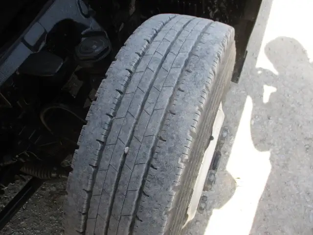 検切れ(ナンバー付)平成28年 標準ショート3t平ボディ 4WD MT 150馬力 積載:3,000kg ETC 距離:2.6万㎞の画像10