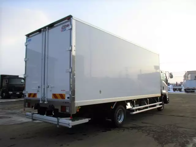 令和03年11月中古中型冷凍バン・ウィングいすゞフォワードの画像4