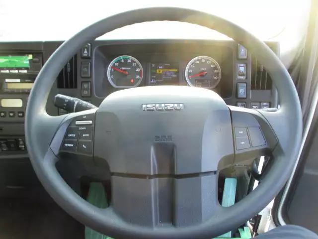 令和03年11月中古中型冷凍バン・ウィングいすゞフォワードの画像45