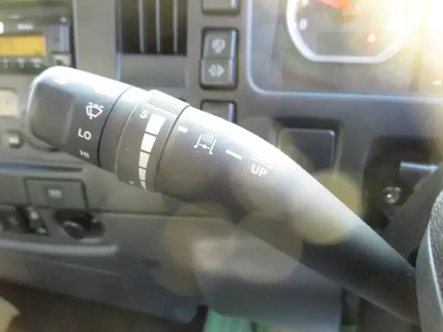 令和03年11月中古中型冷凍バン・ウィングいすゞフォワードの画像48