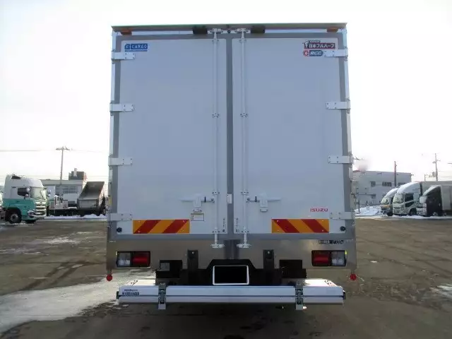 令和03年11月中古中型冷凍バン・ウィングいすゞフォワードの画像6