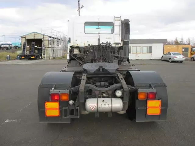 平成17年03月中古大型トラクタヘッド日野日野の画像6