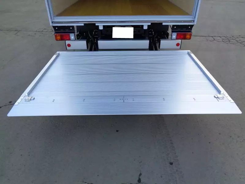 令和05年02月中古小型アルミバン・ウィング日野デュトロの画像12