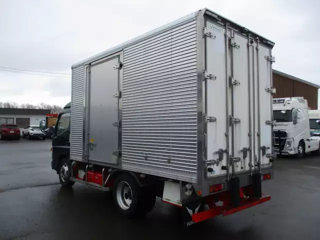 平成29年12月中古小型アルミバン・ウィング三菱ふそう三菱の画像7