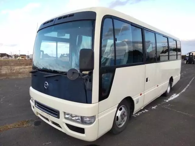 平成29年10月中古中型バス日産シビリアンの画像1