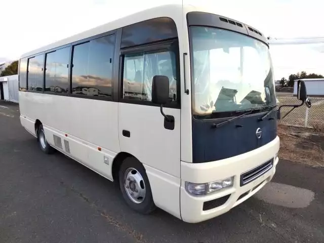 平成29年10月中古中型バス日産シビリアンの画像2