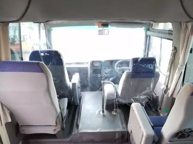 平成29年10月中古中型バス日産シビリアンの画像14