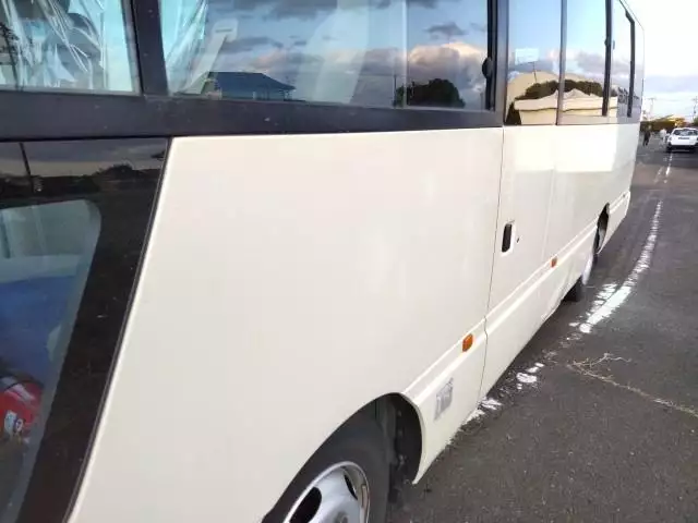 平成29年10月中古中型バス日産シビリアンの画像21