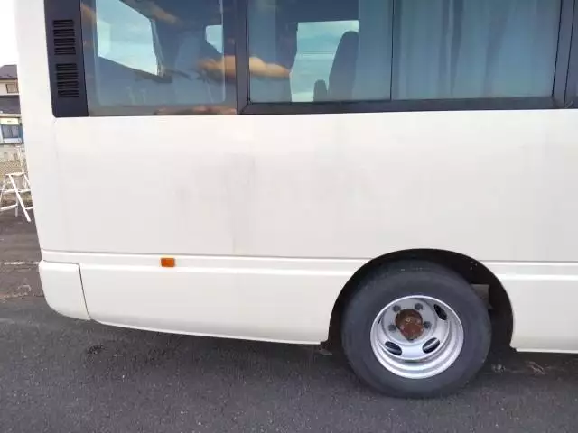 平成29年10月中古中型バス日産シビリアンの画像28