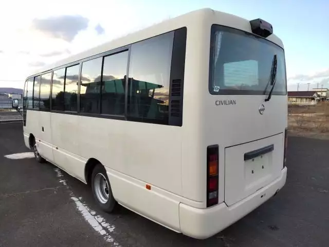 平成29年10月中古中型バス日産シビリアンの画像4
