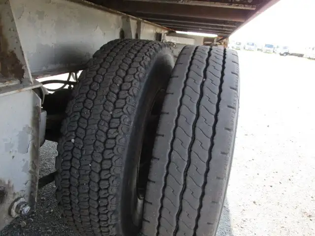 平成8年 フルハーフ 39FT2軸コンテナシャシ+冷凍コンテナセット リーフサス 冷凍機:サーモキング 積載:24,000㎏ 第五輪:8,900㎏の画像17