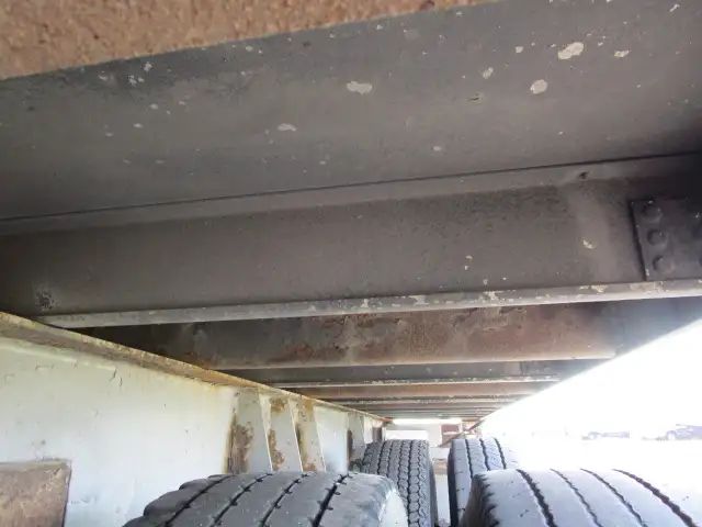 平成8年 フルハーフ 39FT2軸コンテナシャシ+冷凍コンテナセット リーフサス 冷凍機:サーモキング 積載:24,000㎏ 第五輪:8,900㎏の画像20