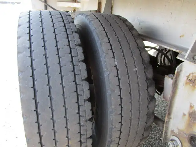 平成8年 フルハーフ 39FT2軸コンテナシャシ+冷凍コンテナセット リーフサス 冷凍機:サーモキング 積載:24,000㎏ 第五輪:8,900㎏の画像22