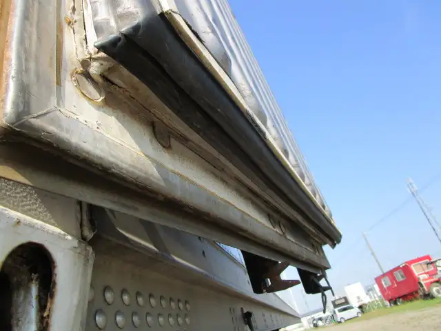 平成8年 フルハーフ 39FT2軸コンテナシャシ+冷凍コンテナセット リーフサス 冷凍機:サーモキング 積載:24,000㎏ 第五輪:8,900㎏の画像36