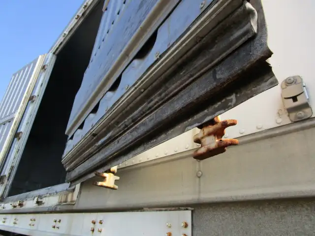 平成8年 フルハーフ 39FT2軸コンテナシャシ+冷凍コンテナセット リーフサス 冷凍機:サーモキング 積載:24,000㎏ 第五輪:8,900㎏の画像39