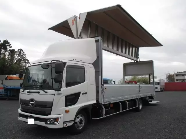 平成30年03月中古中型日野レンジャーの画像1