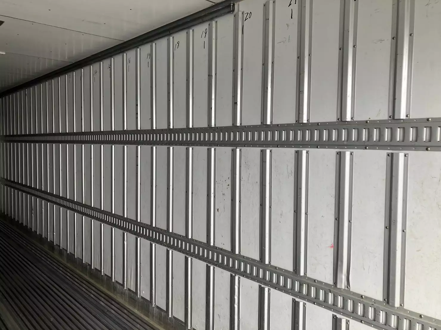 令和02年03月中古大型冷凍バン・ウィングいすゞギガの画像12