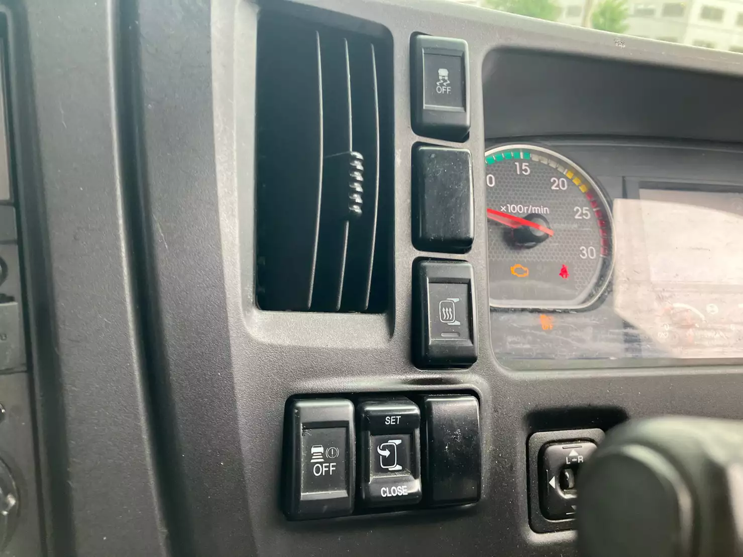 令和02年03月中古大型冷凍バン・ウィングいすゞギガの画像44