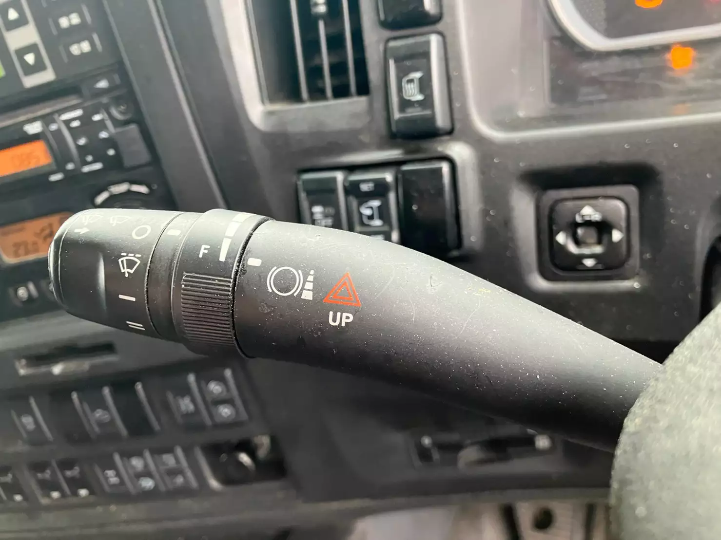 令和02年03月中古大型冷凍バン・ウィングいすゞギガの画像47