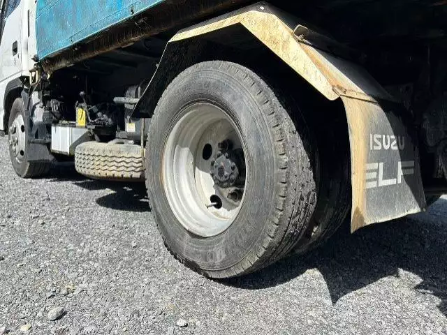 平成26年11月中古小型ダンプいすゞエルフの画像29