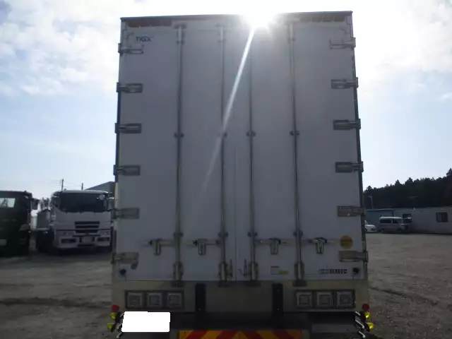 令和03年03月中古大型冷凍バン・ウィング日野プロフィアの画像5