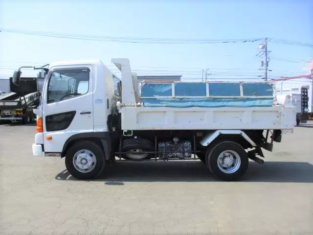 平成23年08月中古中型日野レンジャーの画像8