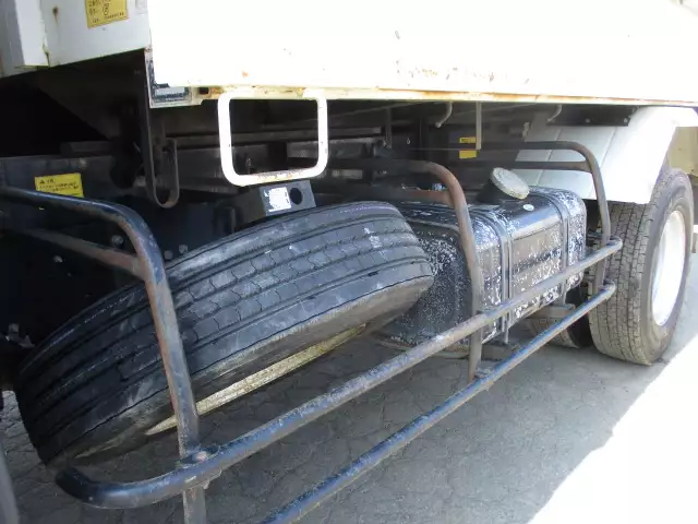 平成23年08月中古中型日野レンジャーの画像9