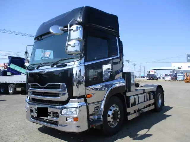 平成28年03月中古大型トラクタヘッド日産UDクオンの画像1