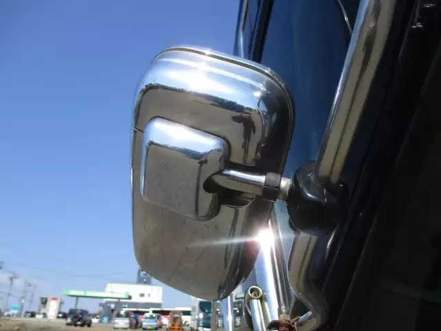 平成28年03月中古大型トラクタヘッド日産UDクオンの画像11