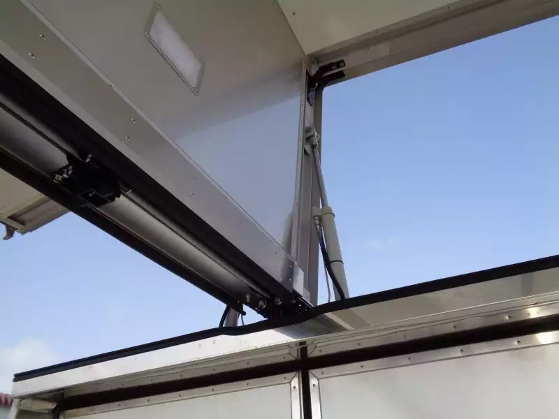 令和04年08月中古中型冷凍バン・ウィング日野レンジャーの画像17