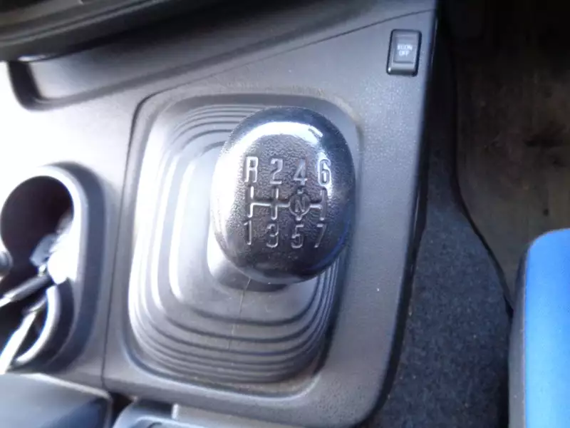 平成28年10月中古大型アルミバン・ウィングいすゞギガの画像4