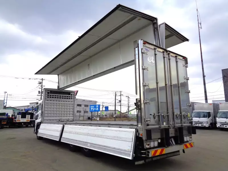 平成28年07月中古大型冷凍バン・ウィング日産UDクオンの画像12