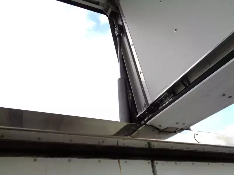 平成28年07月中古大型冷凍バン・ウィング日産UDクオンの画像13