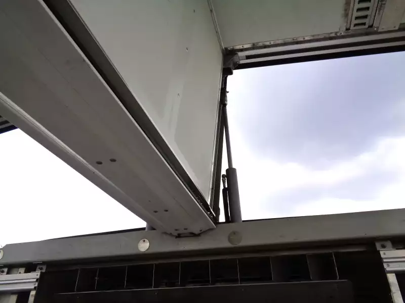 平成28年07月中古大型冷凍バン・ウィング日産UDクオンの画像14