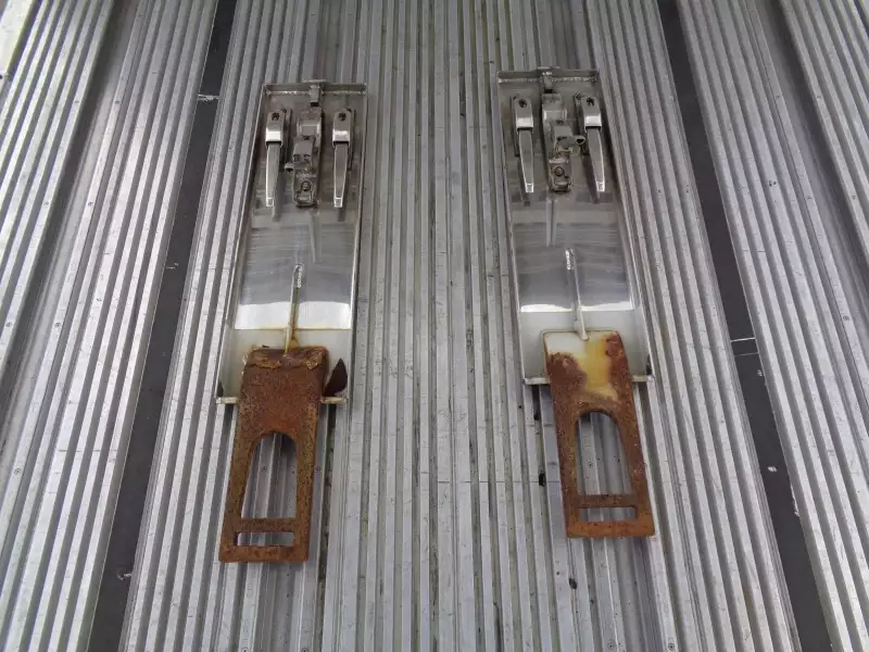 平成28年07月中古大型冷凍バン・ウィング日産UDクオンの画像15