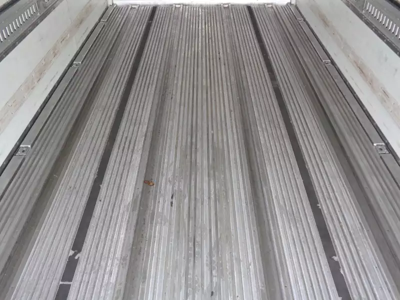 平成28年07月中古大型冷凍バン・ウィング日産UDクオンの画像24