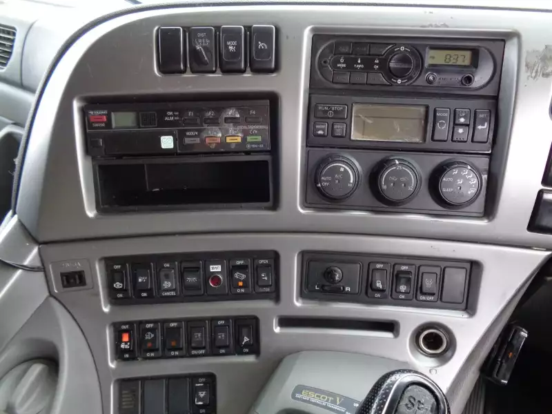 平成28年07月中古大型冷凍バン・ウィング日産UDクオンの画像45