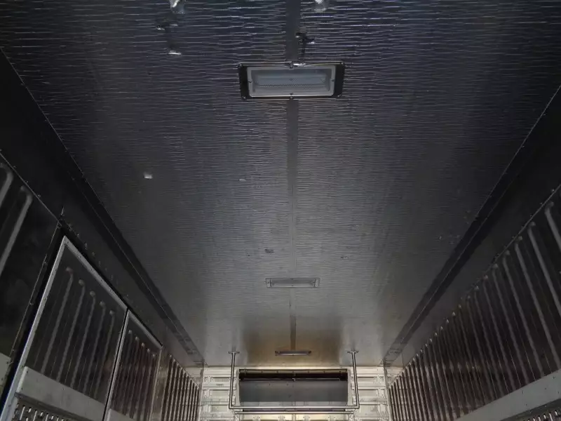 平成28年11月中古大型冷凍バン・ウィング日産UDクオンの画像17