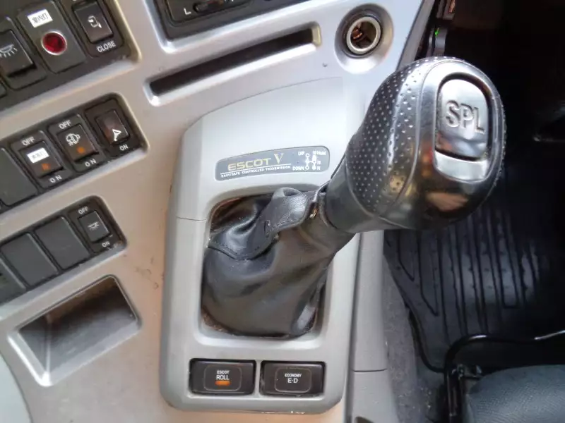 平成28年11月中古大型冷凍バン・ウィング日産UDクオンの画像33