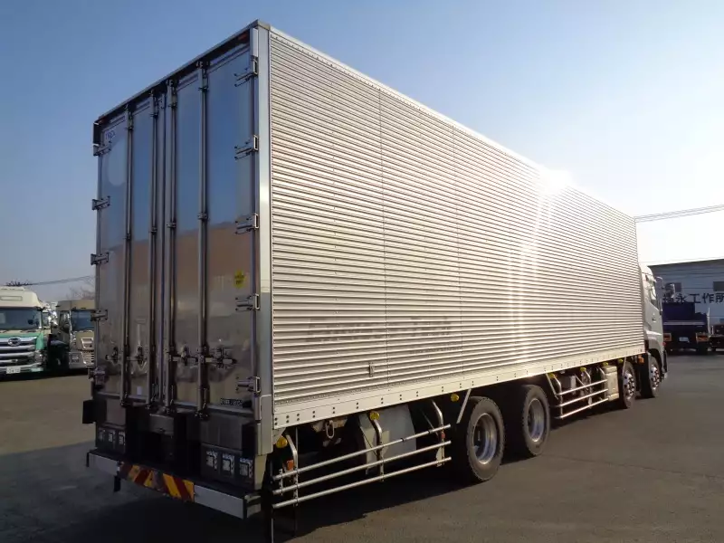 平成28年11月中古大型冷凍バン・ウィング日産UDクオンの画像5