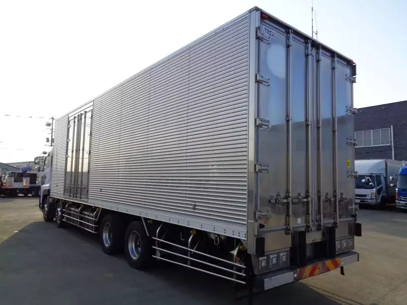 平成28年11月中古大型冷凍バン・ウィング日産UDクオンの画像7