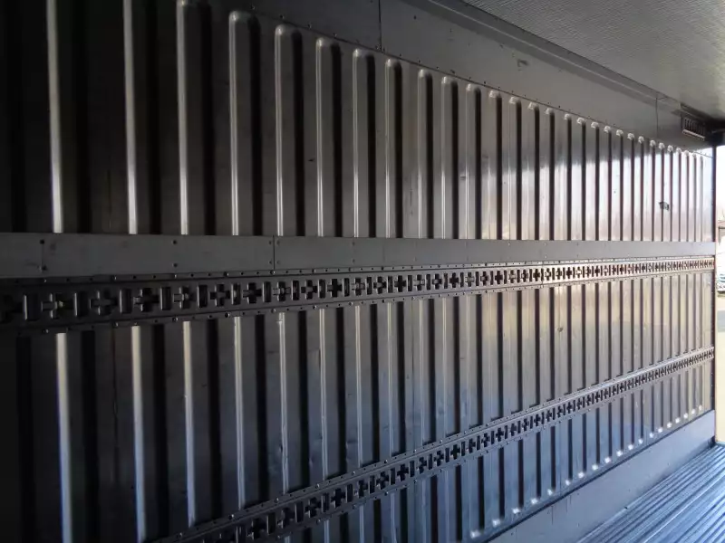 平成28年11月中古大型冷凍バン・ウィング日産UDクオンの画像18